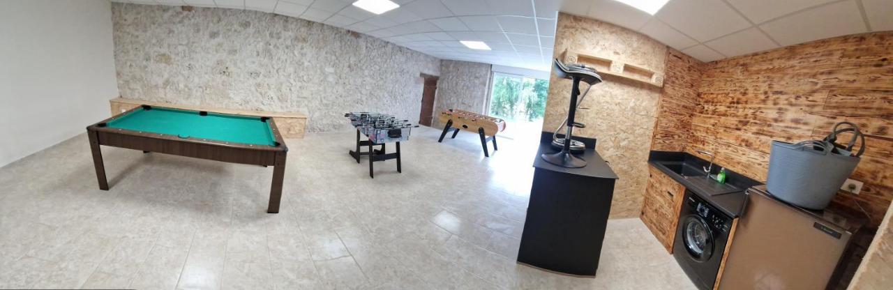 Maison De Campagne, Bord De Lac, Piscine, Billard 11 Per Plieux Экстерьер фото