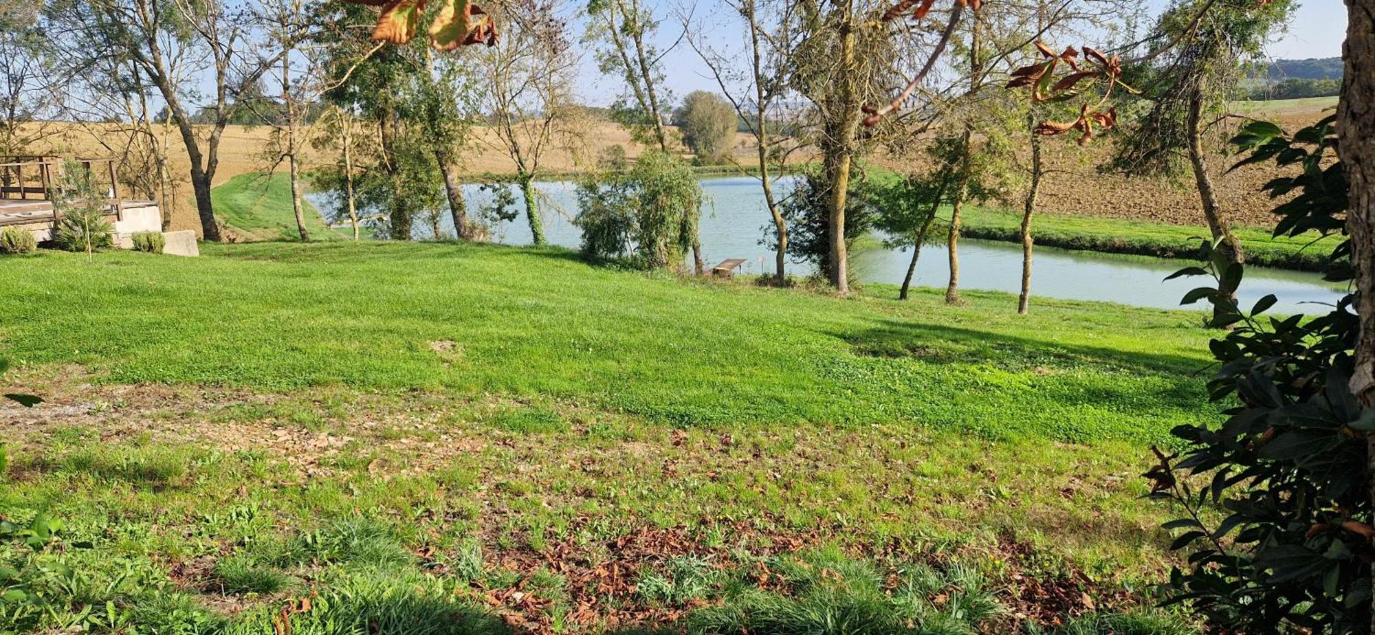 Maison De Campagne, Bord De Lac, Piscine, Billard 11 Per Plieux Экстерьер фото